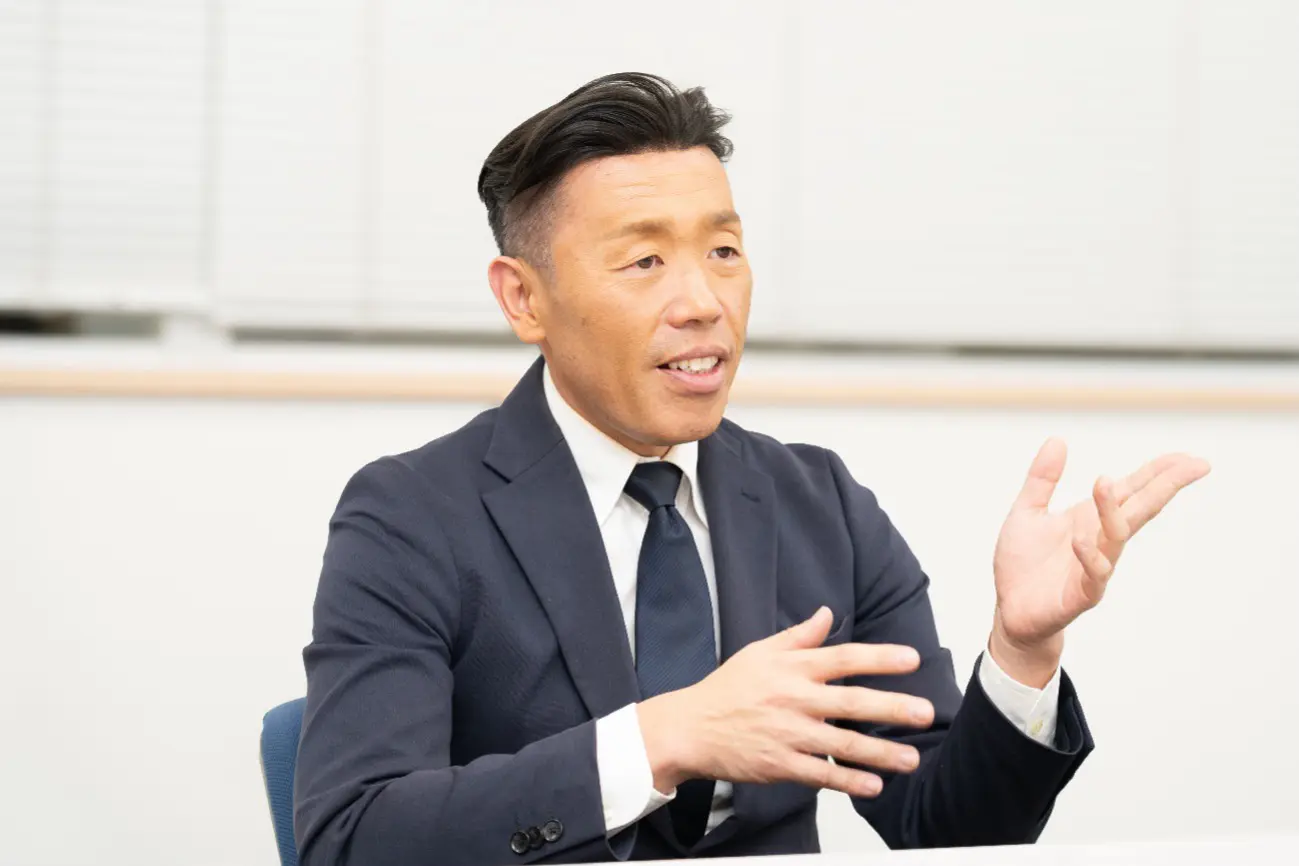 営業部 橋本 建一 氏